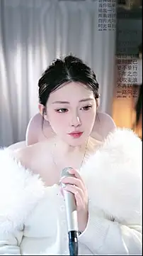 Dou-Dou-er online show from 04/06/26, 01:14