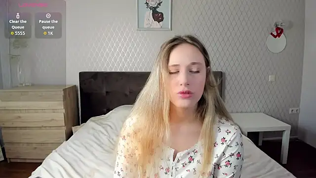 blondyriss online show from 09/19/25, 09:11