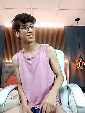 Cum hunters online show from 09/27/25, 05:34