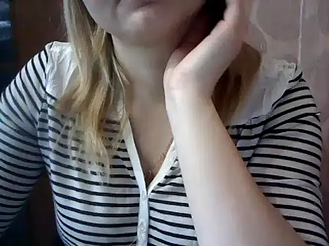 Allie Janet online show from 03/13/25, 06:26