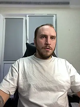  XxX-XxX  online show from 03/08/25, 08:03