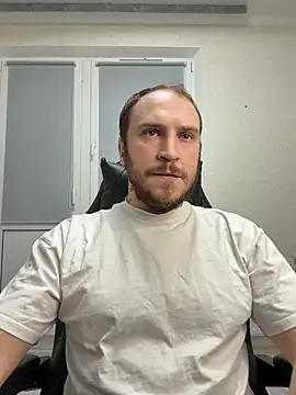  XxX-XxX  online show from 03/18/25, 09:21