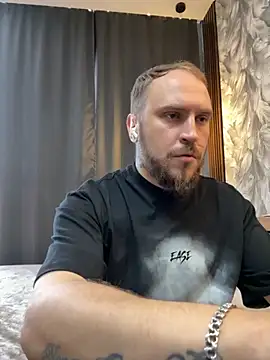  XxX-XxX  online show from 09/11/25, 09:42