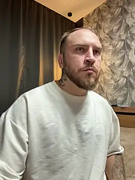  XxX-XxX  online show from 11/09/25, 03:21