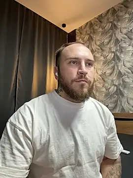  XxX-XxX  online show from 11/23/25, 01:38