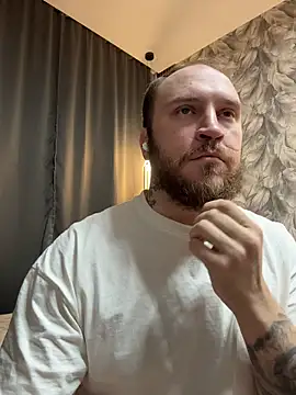  XxX-XxX  online show from 12/15/25, 04:00