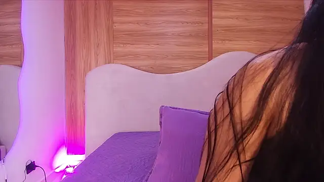 Auroraa miller online show from 03/17/26, 03:11