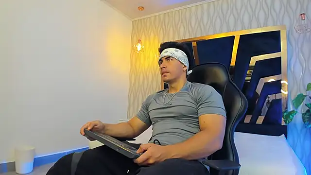 Brad Summer online show from 03/07/25, 05:28