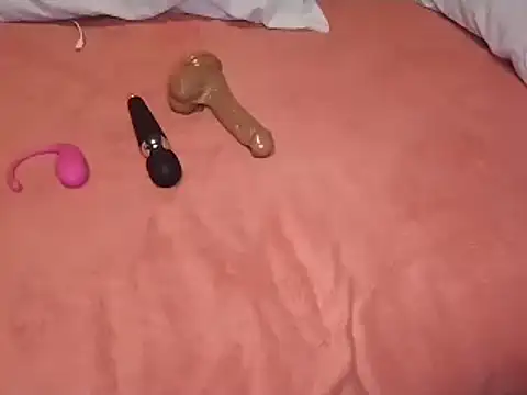 Snapshot of Chandy012 chatting on 11/29/25, 07:06 Chandy012 online show from 11/29/25, 07:06