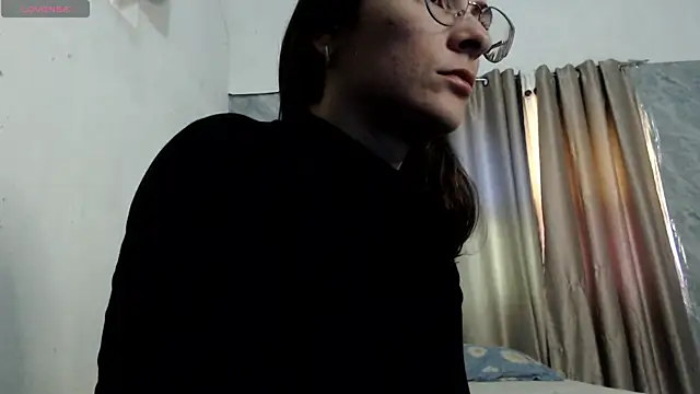 Snapshot of MARIELSINS_AND_DAIKIJACK chatting on 07/04/26, 04:13 MARIELSINS AND DAIKIJACK online show from 07/04/26, 04:13