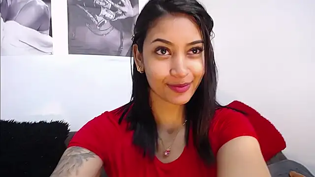 loretahorny online show from 10/04/25, 01:42