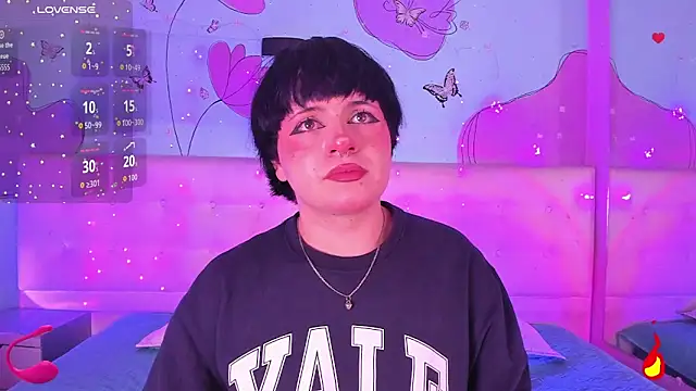 Snapshot of dalmonn_lennoxx chatting on 11/11/25, 11:43 dalmonn lennoxx online show from 11/11/25, 11:43