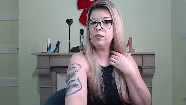 kamilalova online show from 03/31/26, 02:17