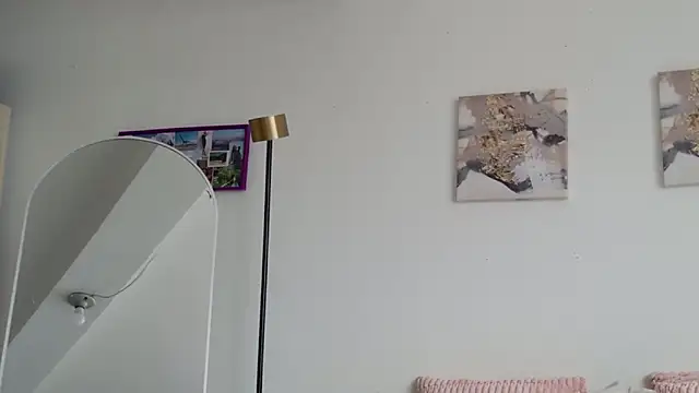 Andrewine89 online show from 04/11/26, 08:24