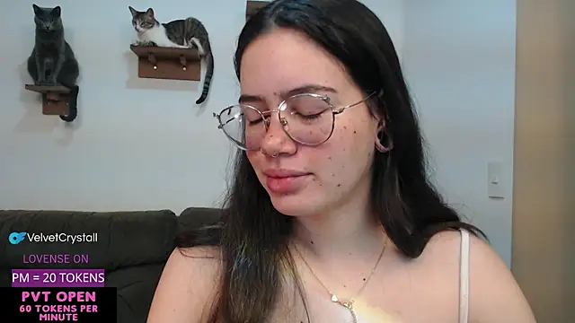 crystalll room online show from 09/20/25, 05:41