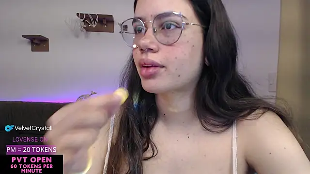 crystalll room online show from 10/03/25, 05:59