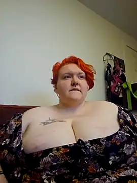 CorgiGodez98 online show from 10/30/25, 06:04