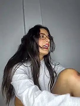 baaby-miiaa online show from 03/08/25, 06:21