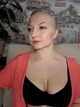 Snapshot of Anesteishen chatting on 02/28/25, 07:37 Anesteishen online show from 02/28/25, 07:37