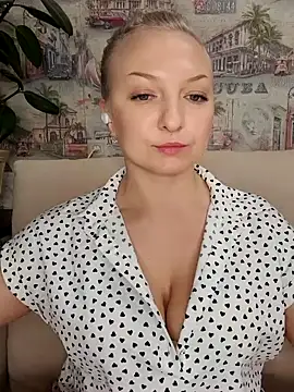 Snapshot of Anesteishen chatting on 03/06/25, 06:52 Anesteishen online show from 03/06/25, 06:52