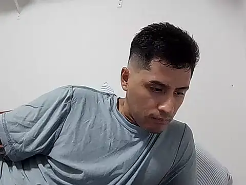 PerroDemonioHot online show from 09/19/25, 04:03