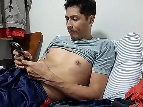 PerroDemonioHot online show from 10/19/25, 03:18