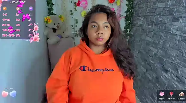 naty jhonsom  online show from 03/07/25, 06:24