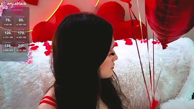 Arya Black online show from 02/14/25, 04:15