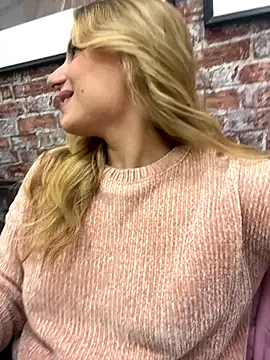 LanaSparks online show from 10/02/25, 05:25