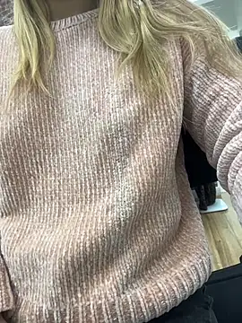 LanaSparks online show from 12/20/25, 04:08