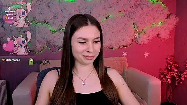 flora ri online show from 04/08/26, 01:11