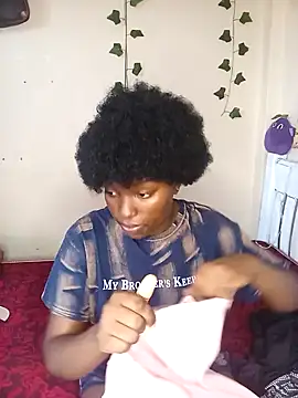 Vprettieeer online show from 02/07/25, 11:45