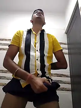 xx54362 online show from 11/04/25, 01:43