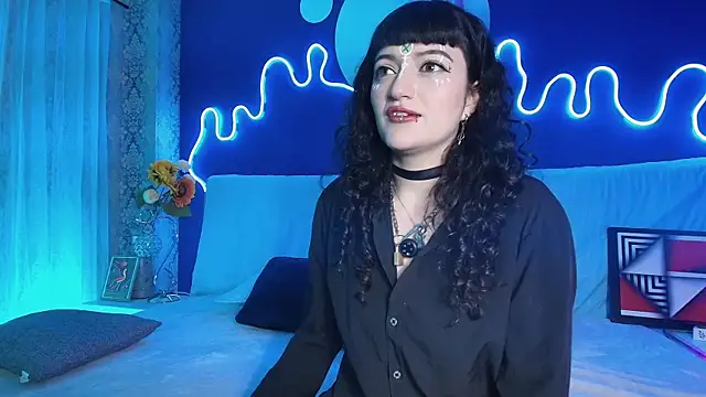 JeanneSabatier online show from 04/01/26, 07:44