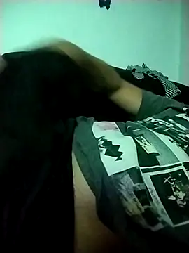 Snapshot of marquesgostoso40 chatting on 02/14/25, 01:02 marquesgostoso40 online show from 02/14/25, 01:02