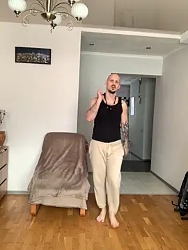 AssHunter4k online show from 10/28/25, 08:51