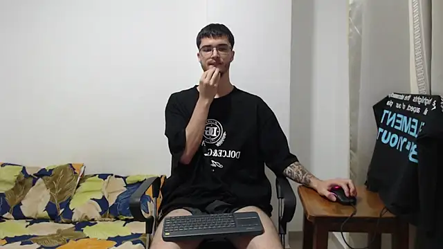 Aleex Miller online show from 10/10/25, 08:24