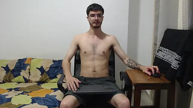 Aleex Miller online show from 11/01/25, 02:13