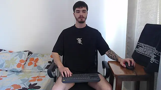 Aleex Miller online show from 11/07/25, 04:18