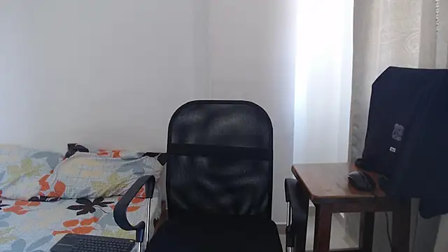 Aleex Miller online show from 11/25/25, 04:51