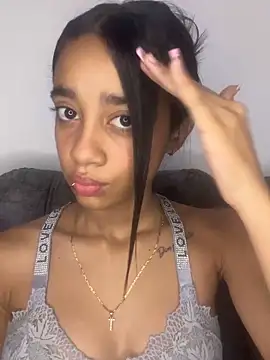 Zoe Sweett18 online show from 02/19/26, 03:30