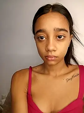 Zoe Sweett18 online show from 04/17/26, 06:33