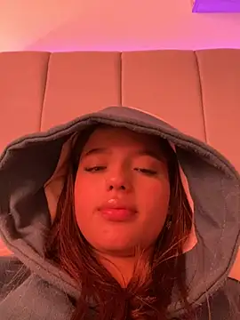 Sofia18 pinkk online show from 02/16/25, 01:49