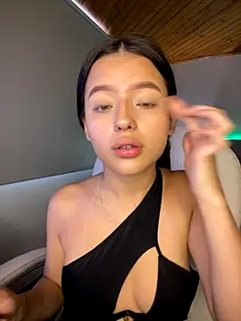 Sofia18 pinkk online show from 12/02/25, 08:59