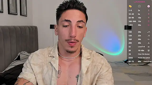 dylanspencer28 online show from 02/02/25, 03:43