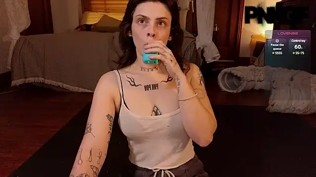 bunnierotten online show from 02/12/25, 02:03