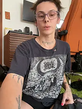 bunnierotten online show from 07/08/26, 12:15