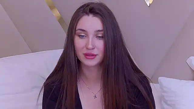 Snapshot of KiraBarlows chatting on 02/04/25, 09:31 KiraBarlows online show from 02/04/25, 09:31