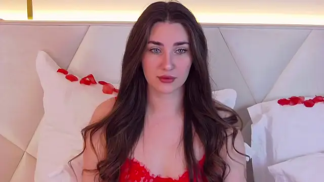 Snapshot of KiraBarlows chatting on 02/14/25, 06:51 KiraBarlows online show from 02/14/25, 06:51