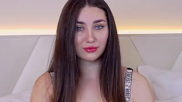 Snapshot of KiraBarlows chatting on 02/19/25, 08:20 KiraBarlows online show from 02/19/25, 08:20